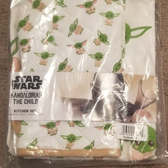 Star Wars Mandalorian The Child Kitchen Set - Picture 2 of 5